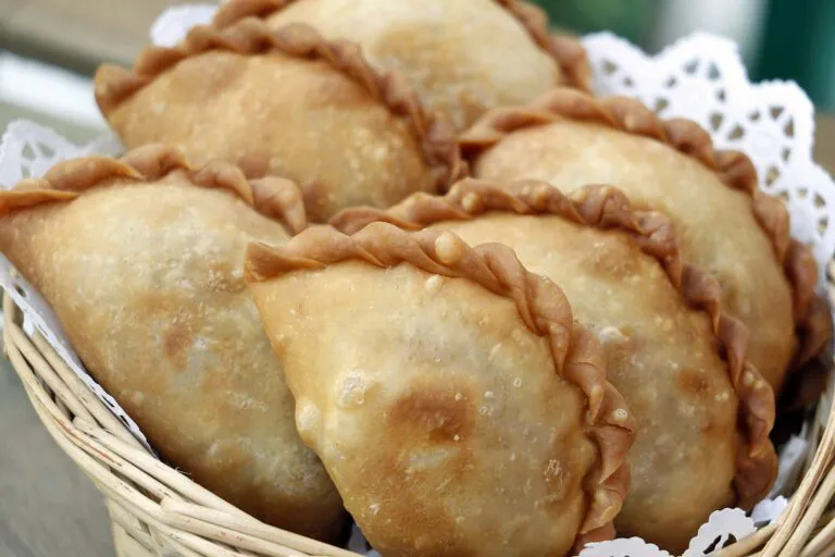 empanada-768x512