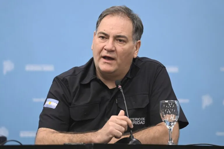 Alonso-habla-768x512