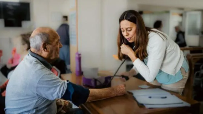 xFoto,P20MGP,P20-,P20Cuidadores,P20web.jpg.pagespeed.ic.o-L8SP3P59