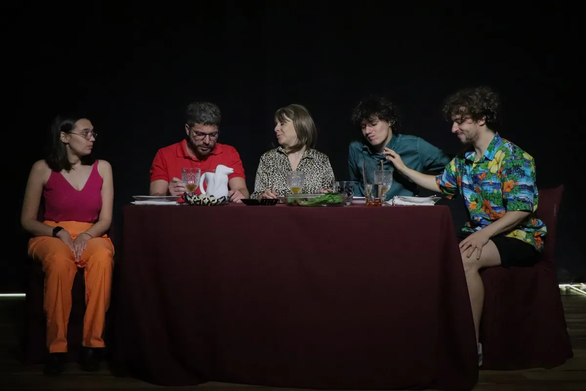 WhatsApp Image 2025-11-03 at 17.45.15 (1)