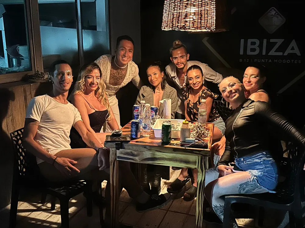 9dd6ca0d-51eb-46c6-a0ff-09ece0181cea