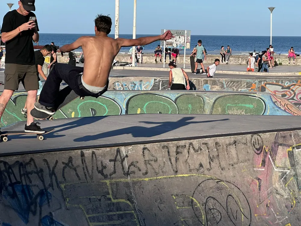 6fcd107a-8673-4fdc-a7a3-49a478eea188