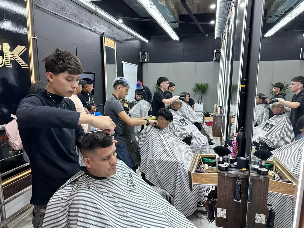 8b9924c8-86f9-4257-9d39-1b437dec952d