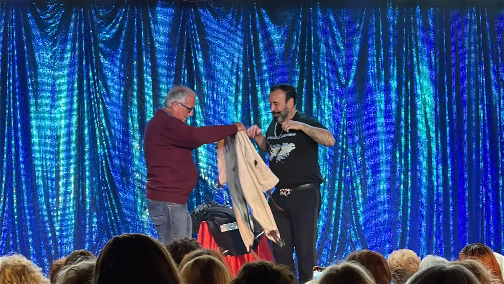 7e278cc3-a28c-47af-8684-ffa88466fad2